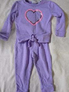 Two piece sweatpant and sweatshirt!